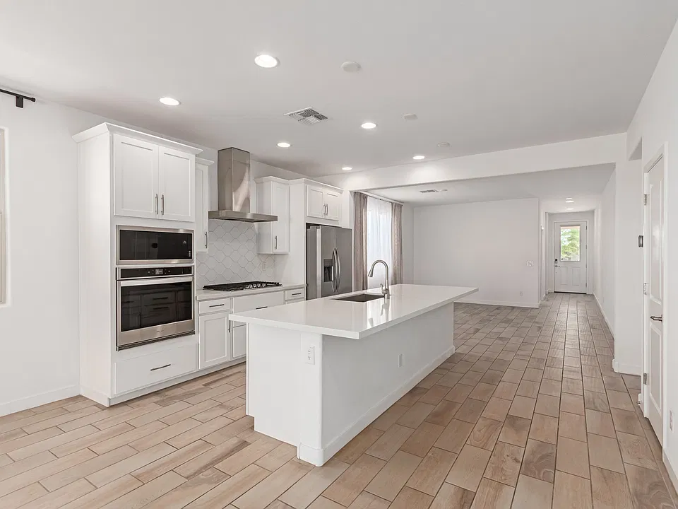 17282 W Surrey Dr