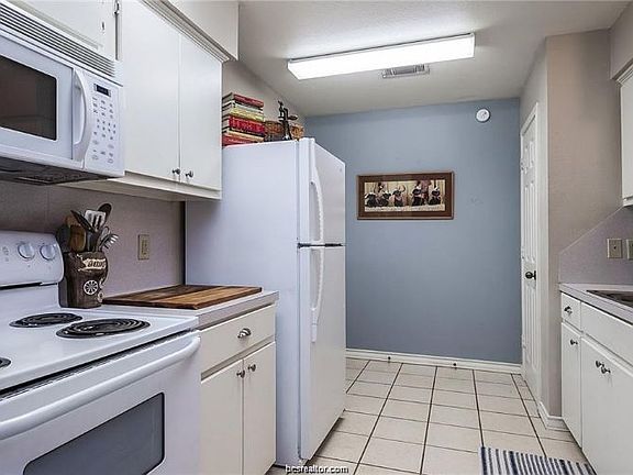 2nd image of 17325 Cedar Rock Ct