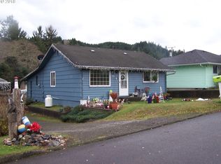 1936 Birch Ave, Reedsport, OR 97467