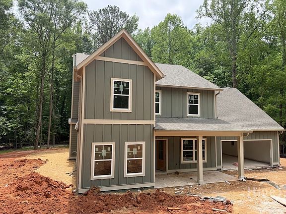 3rd image of 334 Ridgewood Road