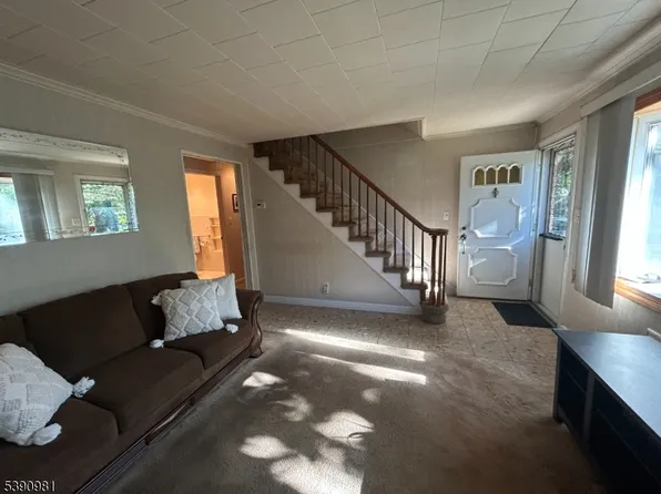 106 Virginia St, Westfield Town, NJ 07090