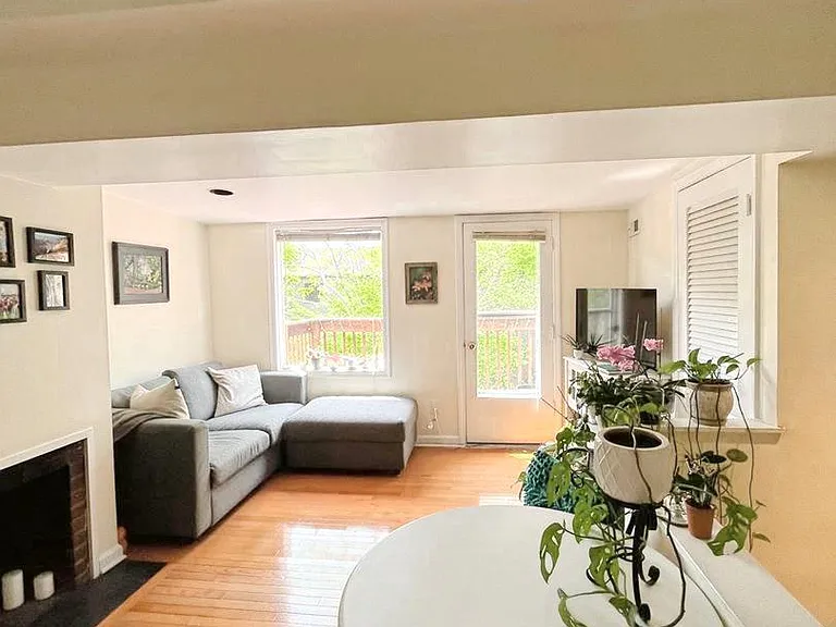 1124 Rodman St #3 — Photo 2