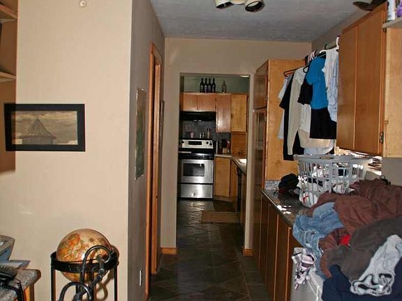 5th image of 1456 Maze Cir