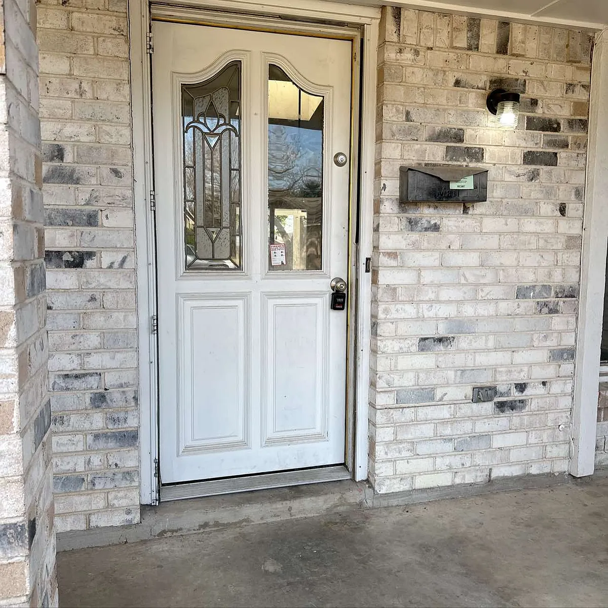 Building Photo - 422 Woodmere Dr