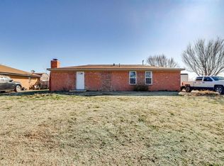 645 S Spencer St, Hinton, OK 73047