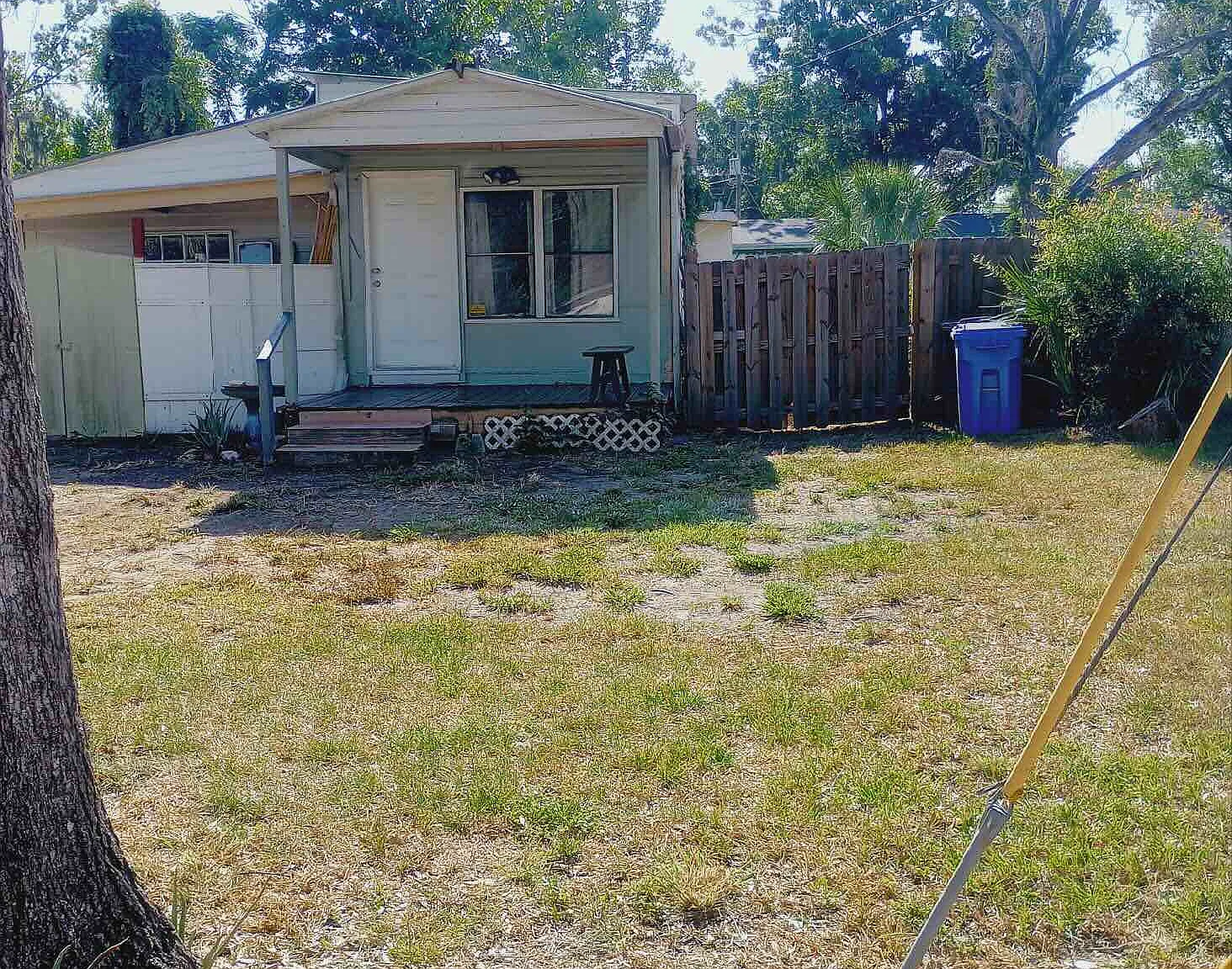 2 bed, 800 sqft, $1,250 — Photo 1