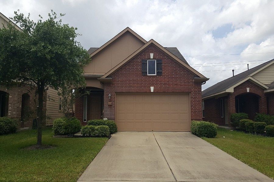 1st image of 19038 Walbrook Meadows Ln