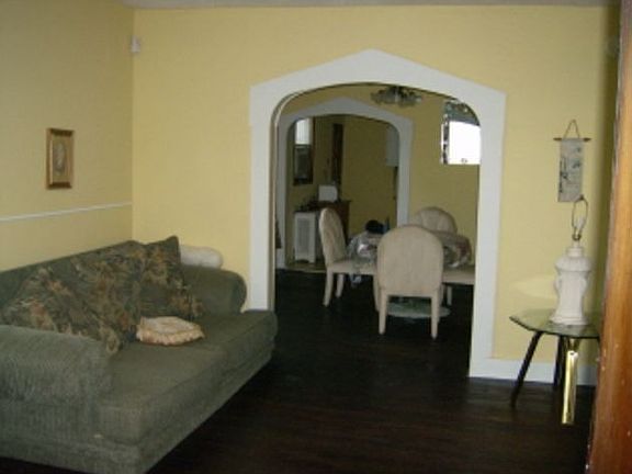 3rd image of 2271 Gross Ave