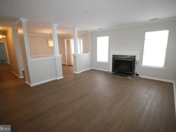 1004 Julian Dr W #W, Warminster, PA 18974