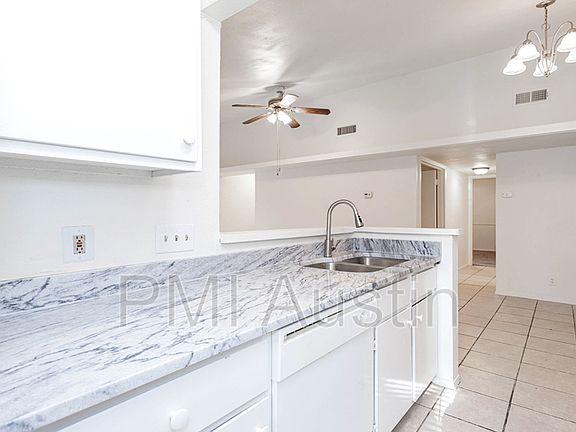 4th image of 3514 Southridge Dr