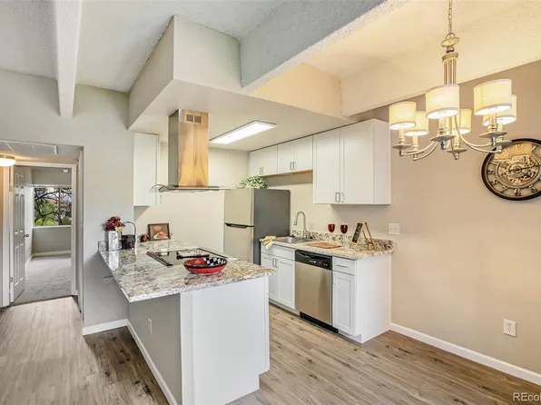 384 S Ironton Street #307, Aurora, CO 80012