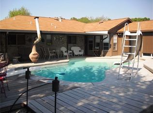 1707 Packsaddle Ln, Baytown, TX 77521