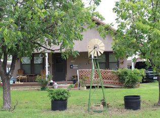 600 N 13th St, Ballinger, TX 76821