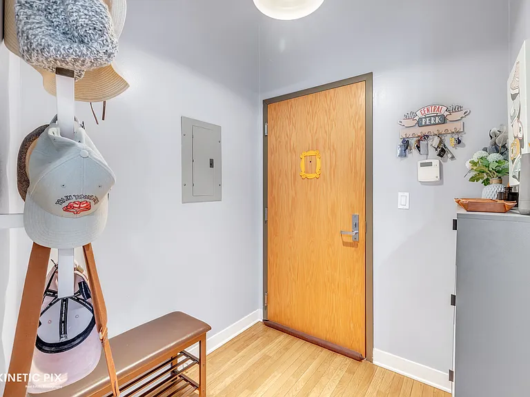 1 S Leavitt St #210 — Photo 3