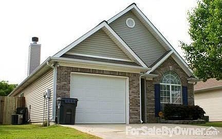 306 Hidden Creek Trail
						:
						2 bedroom, 2 bath home with garage and fully fenced backyard