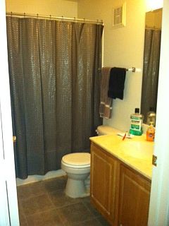 3rd image of 228 King Farm Blvd