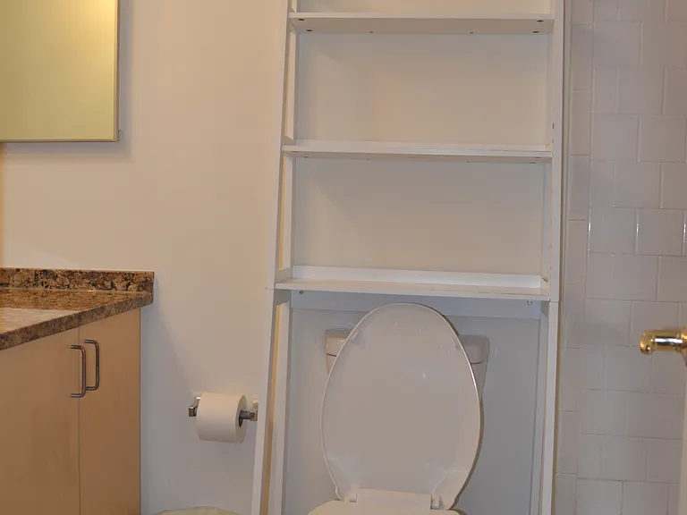 722 Quince Orchard Blvd #201 — Photo 16