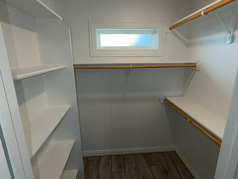 3334 Addison Way — Photo 7