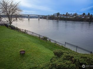 1717 E 16th St APT 205, Bremerton, WA 98310