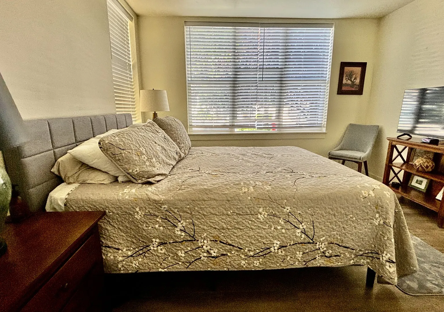 2 bed, 913 sqft, $3,000 — Photo 4