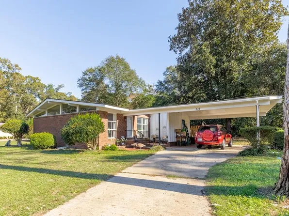 221 Sun Valley Dr, Americus, GA 31709
