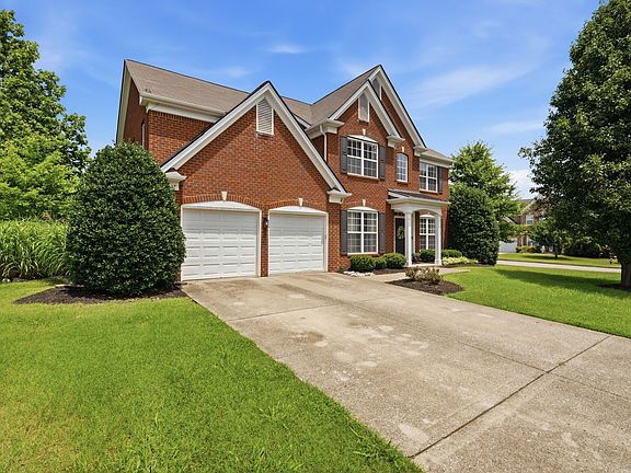 2nd image of 1851 Erlinger Dr