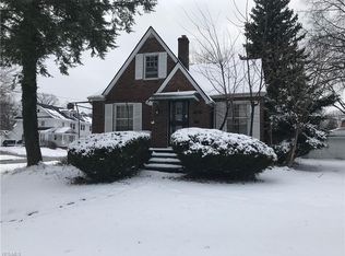 992 Brunswick Rd, Cleveland Heights, OH 44112