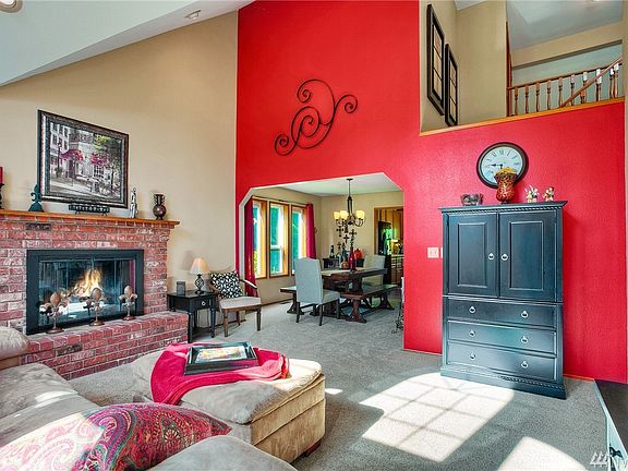 4th image of 7207 Deerfield Park Dr NE