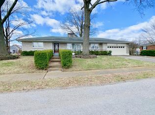2820 Parklawn Dr, Louisville, KY 40217