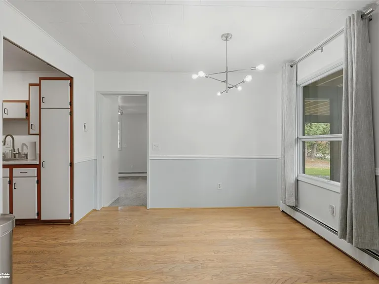 1408 E 27th Ave — Photo 5