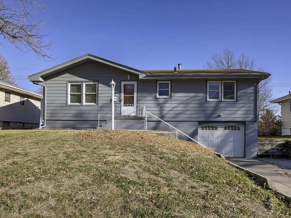1st image of 4947 S 121st St