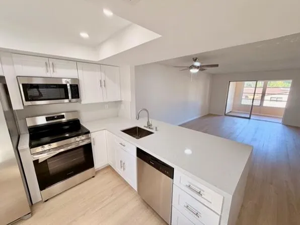 9374 SW 3rd St APT 714, Boca Raton, FL 33428
