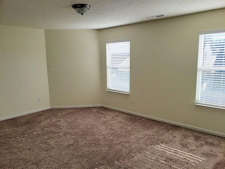 11189 Pegasus Dr — Photo 8