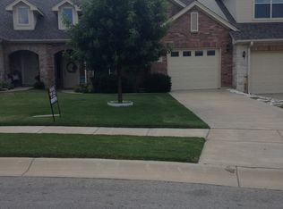 382 Emma Call Ct, Decatur, TX 76234