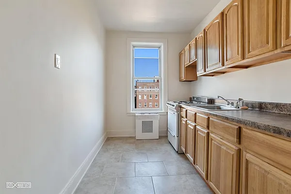 Sold by Citi Habitats | media 14