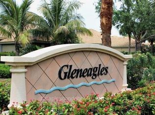 20840 Gleneagles Links Dr, Estero, FL 33928