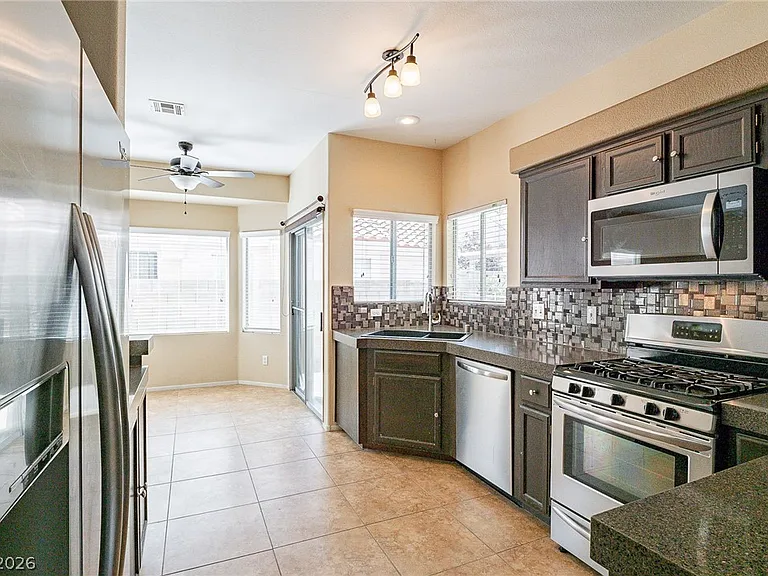 8791 Arawana Pl — Photo 11