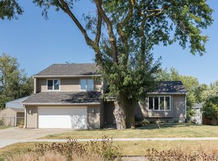 10543 Clark St, Clive, IA 50325