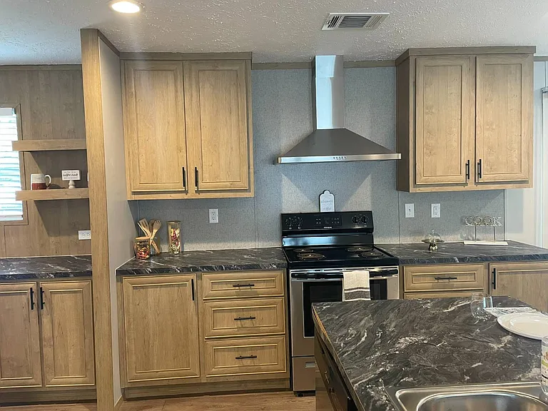 11500 SW Kanner Hwy #336 — Photo 4