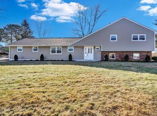 701 Wakefield Rd, Neptune, NJ 07753