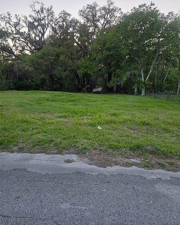 2nd image of JOSEPHINE STREET LOT 13