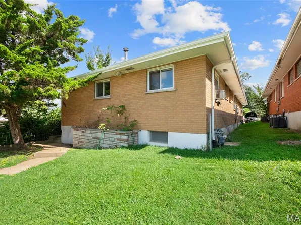 329 Eichelberger St, Saint Louis, MO 63111