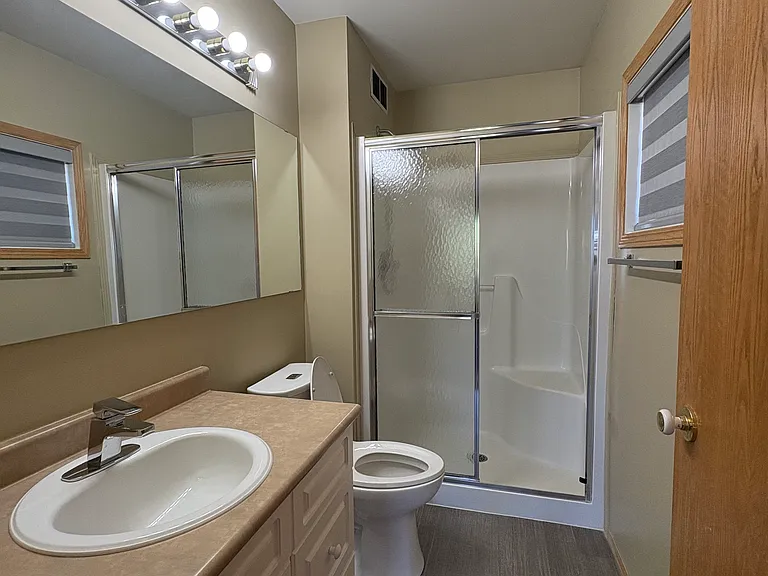 164 Strongberg Dr — Photo 19