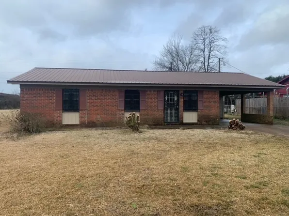105 Rogers Rd, West Point, MS 39773