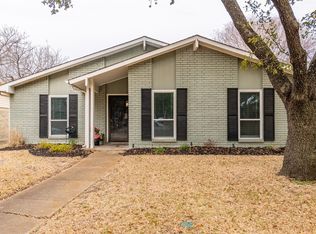 8509 Grumman Dr, Dallas, TX 75228