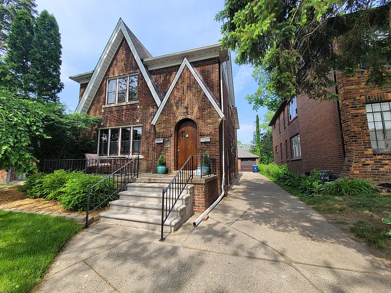1318 Somerset Ave #1 — Photo 1