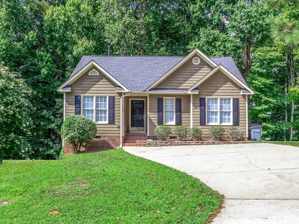 126 Crookham Ct, Wake Forest, NC 27587