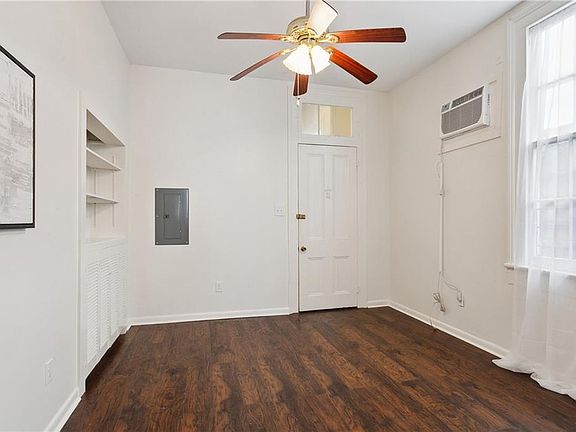 5th image of 936 Esplanade Ave #103