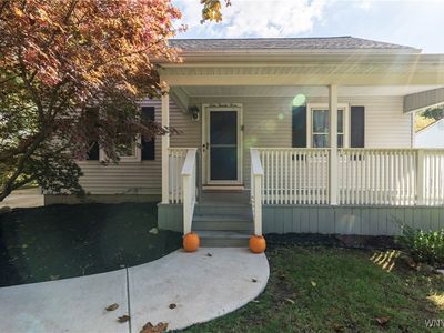 123 Cloverside Dr, West Seneca, NY, 14224