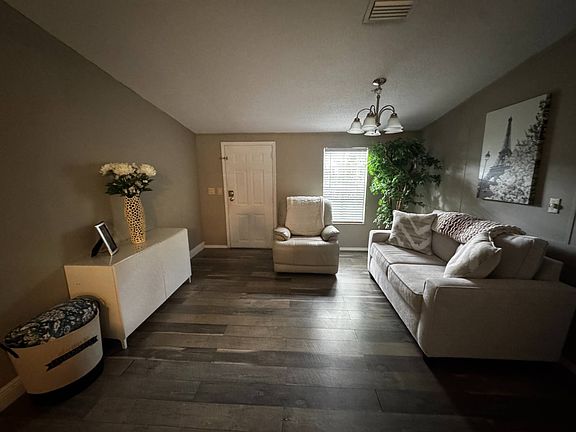 4th image of 9626 Barnside Pl
